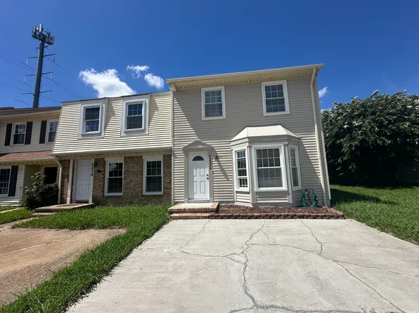 5632 Campus Dr, Virginia Beach, VA 23462