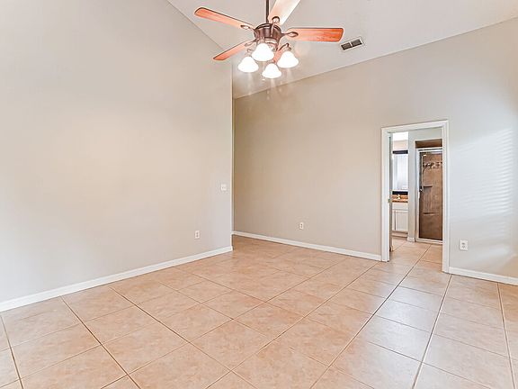5th image of 3130 Erskine Dr