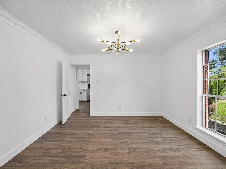 23527 Cansfield Way — Photo 3