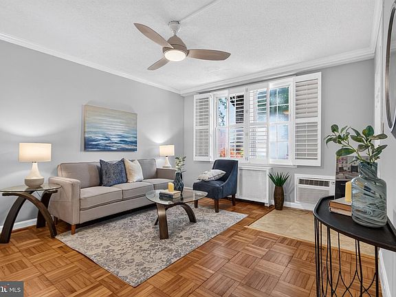 4th image of 226 N Thomas St APT 3