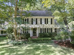 6221 Dresden Ln, Raleigh, NC 27612