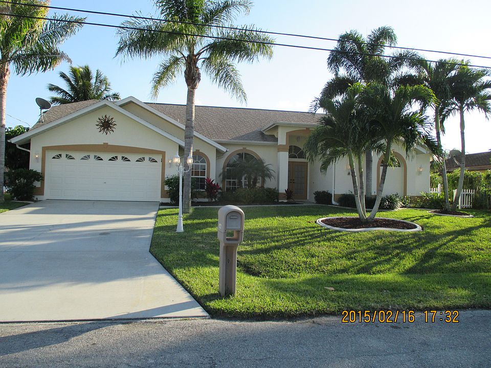 Beaufully landscaped