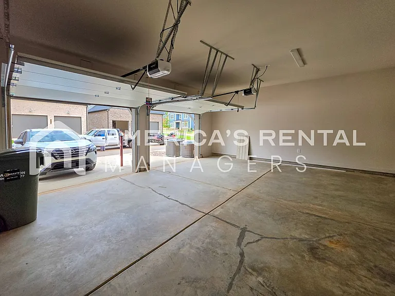 4422 Foxcote Ln — Photo 27