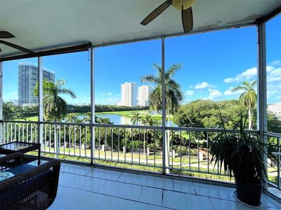 400 Diplomat Pkwy APT 605, Hallandale, FL, 33009