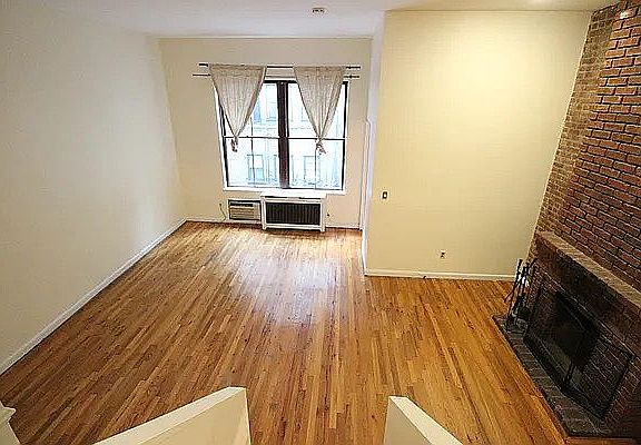 3rd image of 61 W 73rd St APT 2B