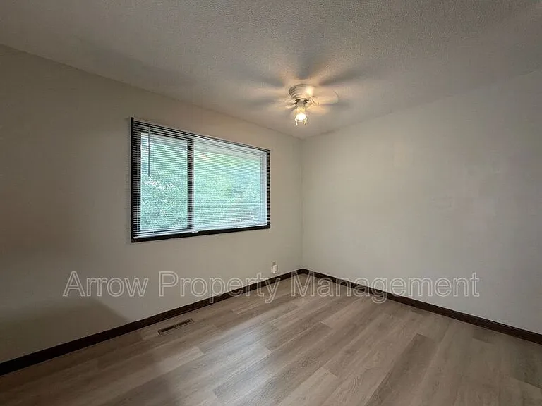 1027 A St #1 — Photo 5