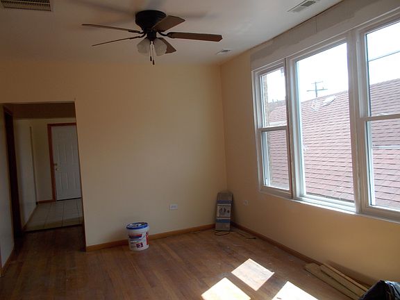 4th image of 6541 S Artesian Ave