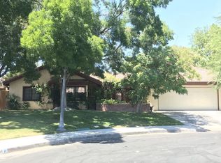 1009 Meadowview Ln, Ridgecrest, CA 93555