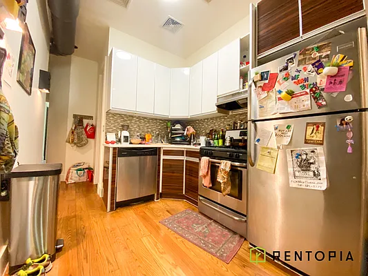 Rented by Rentopia | media 24