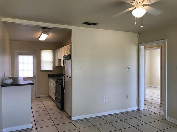4th image of 31 Cypress Cir #B