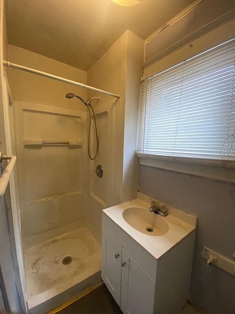 2nd image of 181 W Broad St APT 1