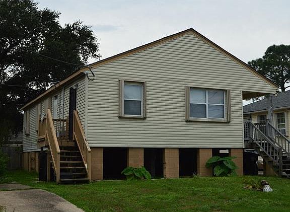 3rd image of 5518 Warrington Dr