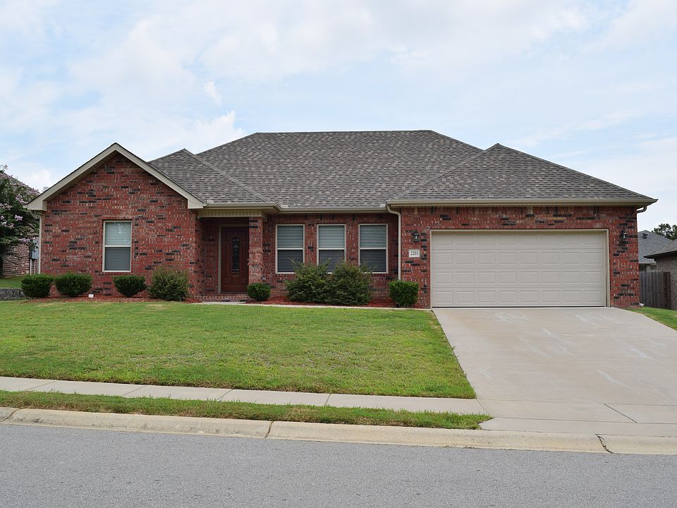 1st image of 2203 Richland Park Dr