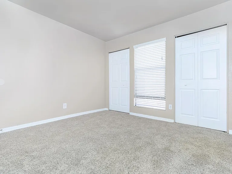3 bed 2 bath interior