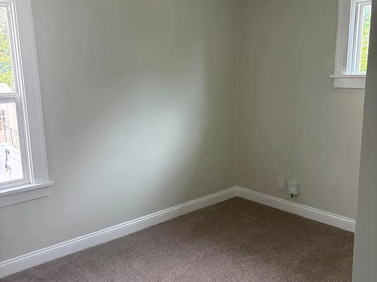 6515 Forest Ave — Photo 8