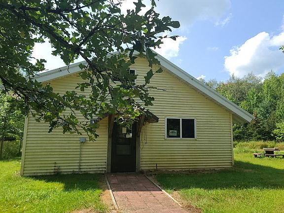 3rd image of 7631 Richfield Dr