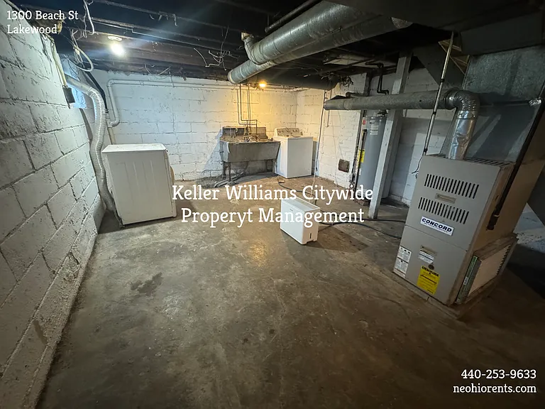 1300 Beach Avenue, Lakewood — Photo 11