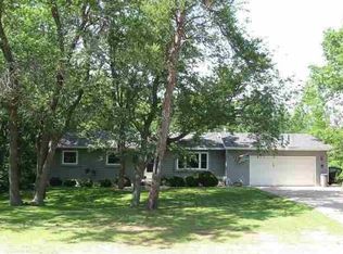 2520 Golden Rd, Plover, WI 54467