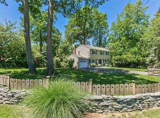 56 Eatons Neck Rd, Northport, NY 11768