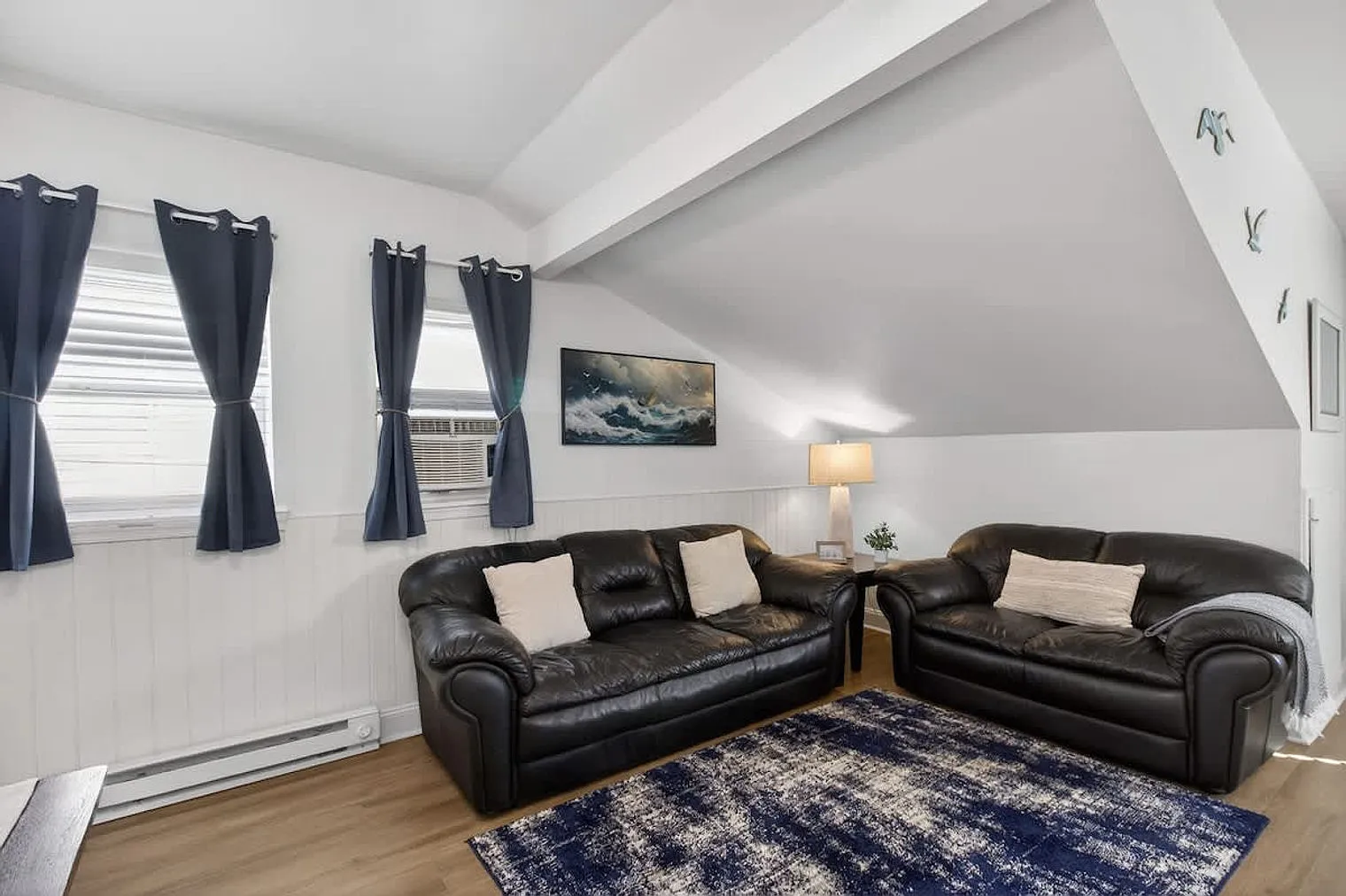 1 bed, 1.0 bath, $2,217 — Photo 2