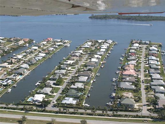 2nd image of 30 Starfish Dr