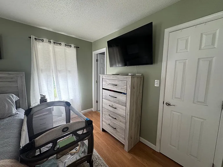 6 Old Pond Ct — Photo 14