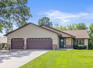 10366 Eagle St NW, Coon Rapids, MN 55433