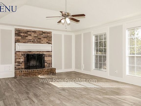 3rd image of 11627 Park Creek Dr