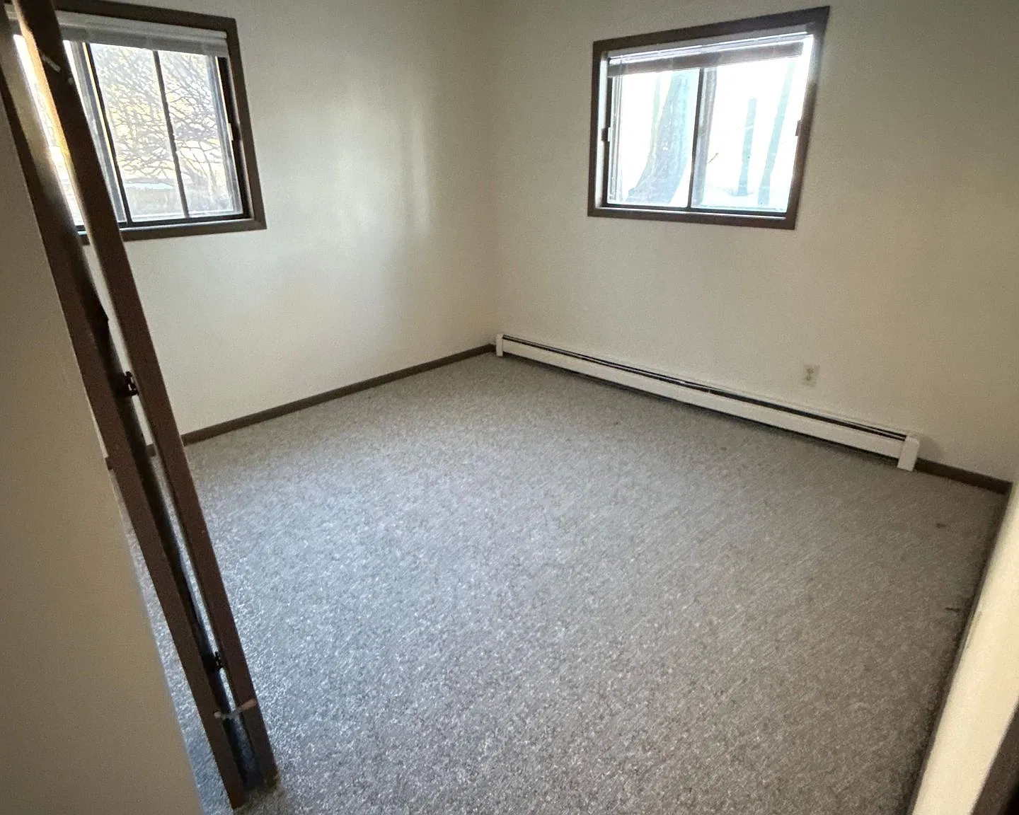 Plymouth Road Apartments — Photo 4