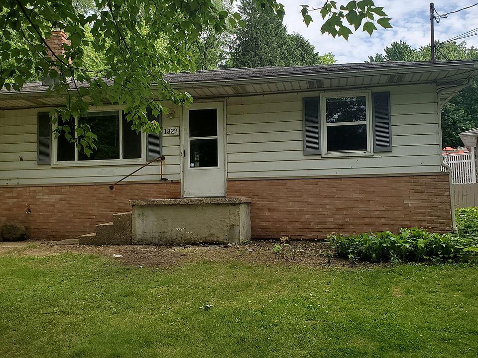 1st image of 1322 Sparhawk Ave