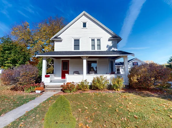 1205 K Ave, Nevada, IA 50201