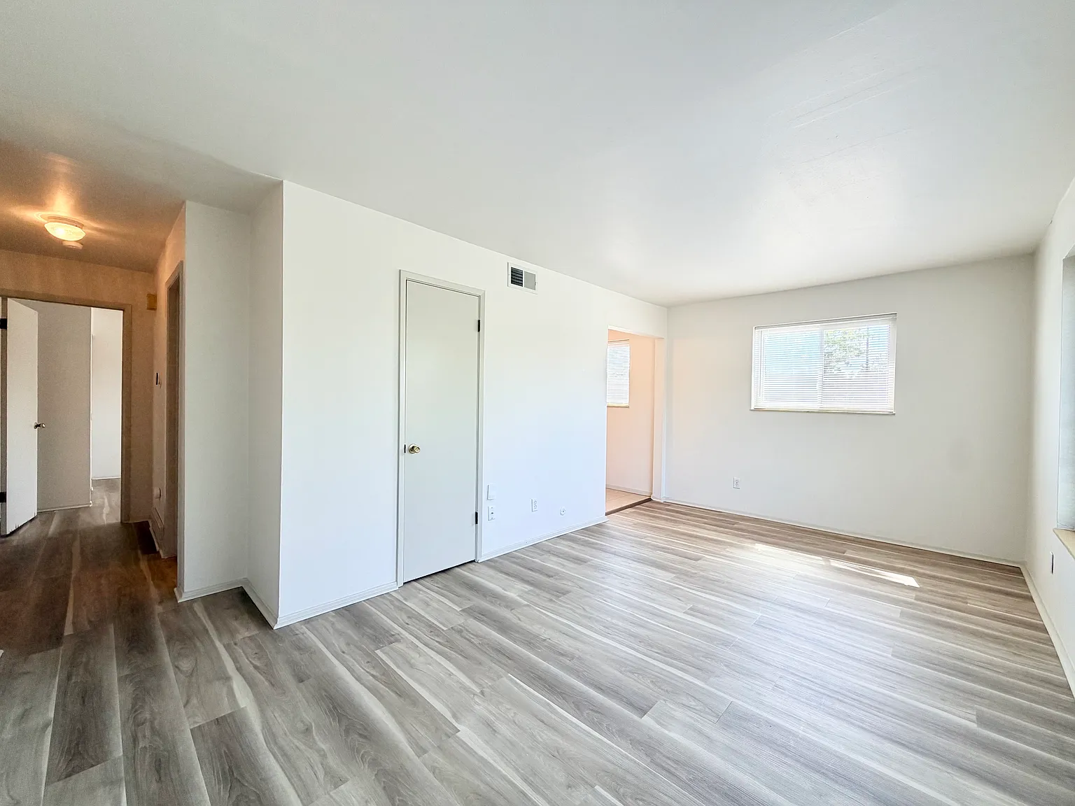 1 bed, 800 sqft, $950 — Photo 4