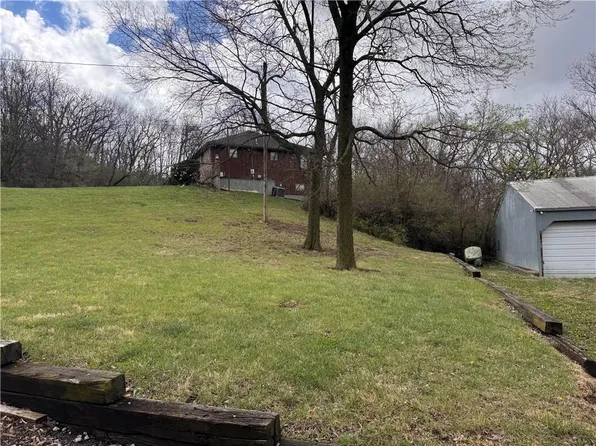 636 N 55th St, Kansas City, KS 66102