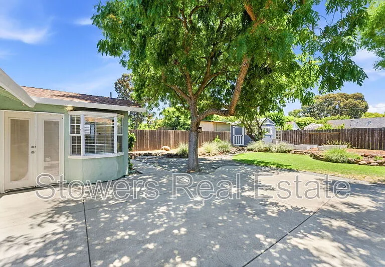1574 Alpine Dr — Photo 46