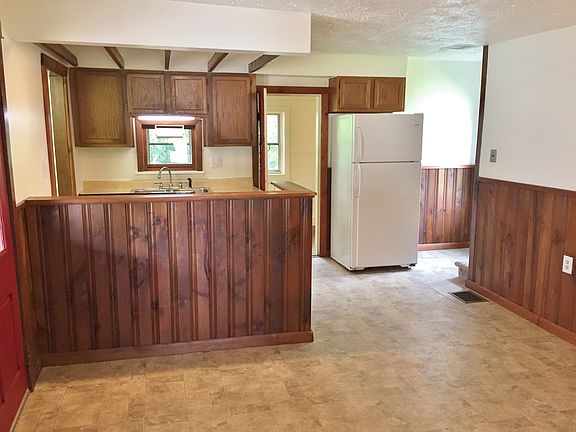 Kitchen seen from Living Rm.