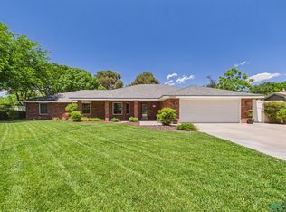 2703 Onate Rd, Roswell, NM 88201