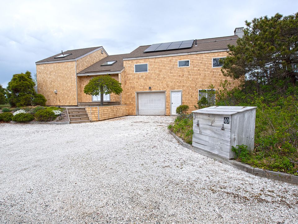 1st image of 40 Ione Rd