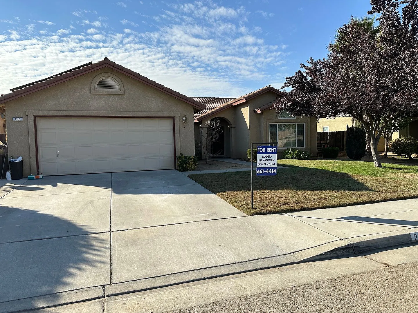 208 S Double Tree Way photo 1