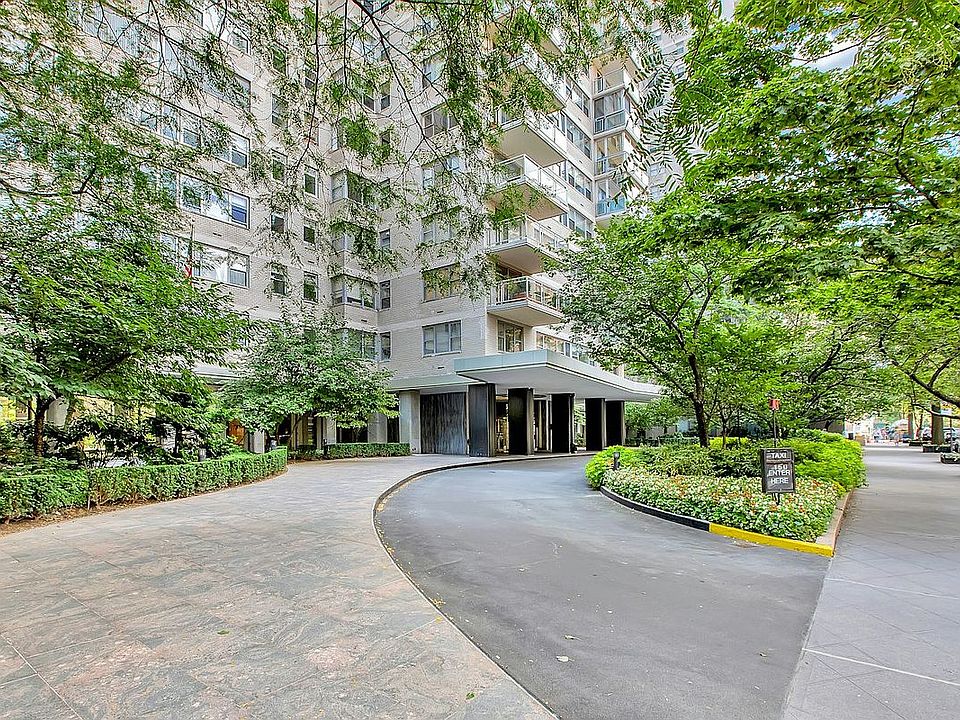 1st image of 150 E 69th St APT 10R