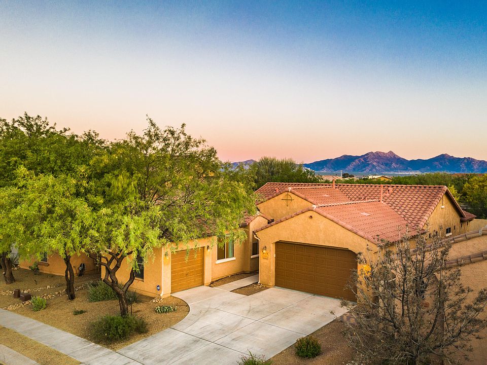 1st image of 739 W Camino Tunera