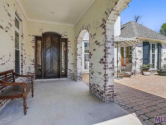 Courtyard entry
