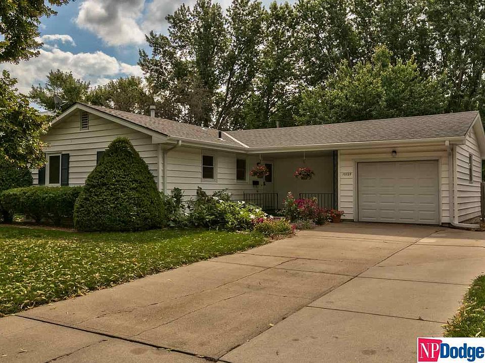 1st image of 13529 Kingswood Dr