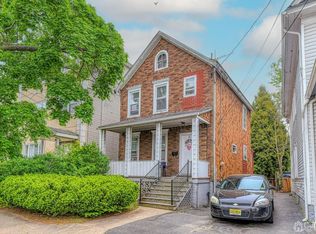 202 Hamilton St, New Brunswick, NJ 08901