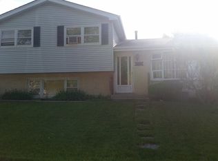 15512 Lockwood Ave, Oak Forest, IL 60452