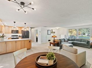 61376 Robin Hood Ln, Bend, OR 97702