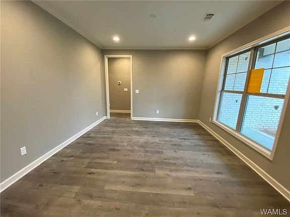 5th image of 485 Remington Cir #15