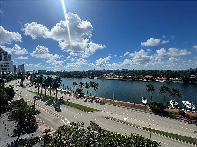 5151 Collins Ave #923 — Photo 20