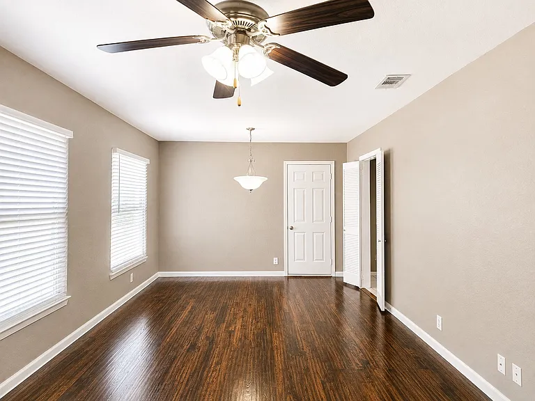 10518 Galena St — Photo 14
