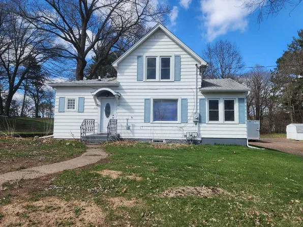 230 Arlington Dr, Amery, WI 54001