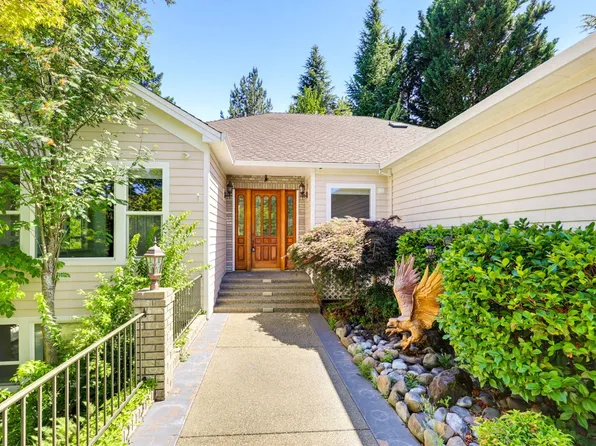 1119 NW Morgan Ln, Grants Pass, OR 97526